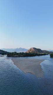 Private Luxury Villa, River View - Shkodër - 6