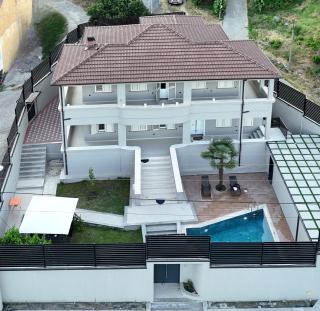 Private Luxury Villa, River View - Shkodër - 7