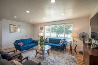 LilyPad Pet friendly Retreat - Sandy - 3