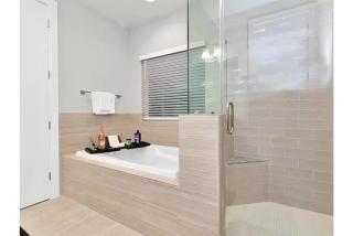Family-Friendly Townhome near Downtown Houston - Houston - 2