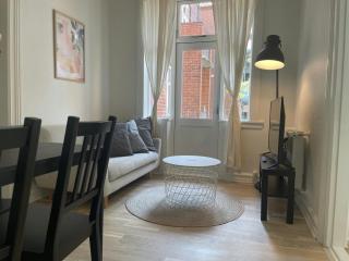 Central and Spacious Apartment for 4 - 6