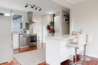 Countryside 3BR Family Home near Airport - Auckland - 8