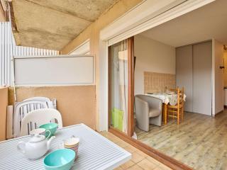 T1 bis avec WiFi, terrasse, proche Thermes - FR-1-841-59 - 5