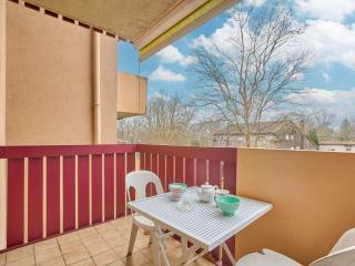 T1 bis avec WiFi, terrasse, proche Thermes - FR-1-841-59 - 2