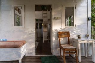 Charming Rustic Escape with Breathtaking Sea Views - Gili Trawangan - 7