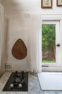 Charming Rustic Escape with Breathtaking Sea Views - Gili Trawangan - 4