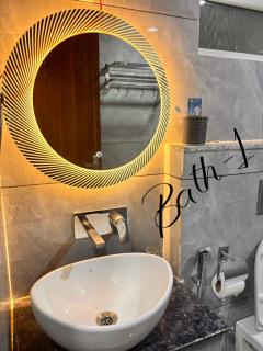 Ramrani Palace - Jāmb - 2