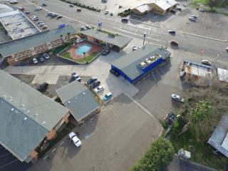 The River Inn & Suites - Red Bluff - 0