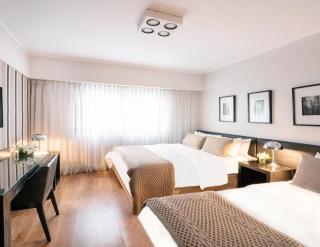 Hotel Noble Haven Unit OF Lacasa Near Airport - New Delhi - 4