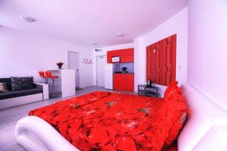 Luxury Romantic Studio in Private Condo with Parking and Pool - Balchik - 8