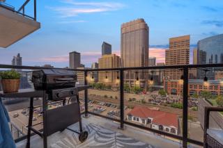 Vibrant PopArt downtown suite, comfy and stylish! - Calgary - 7