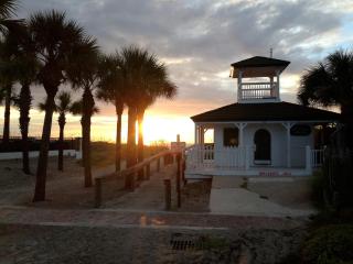 Enjoy The Salt Life Private Salt Pool Walk 2 Beach Relax in Jax - Jacksonville Beach - 6