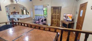 Casa de los Cypress - A 6 km de la Playa - Jardín, Wi-Fi, AC & BBQ - Para 1-4 Personas - San Cristóbal - 1