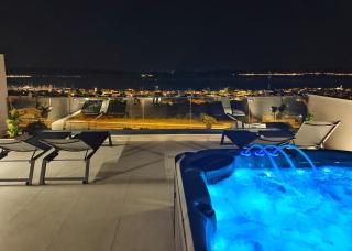 D&M delux Apartments 3 - 7