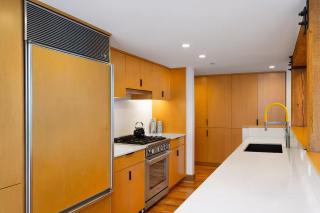 Penthouse on the Bay - Seattle - 2