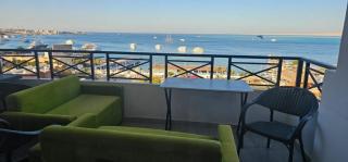 Sea view apartment 10 , in city center front of the sea F 10 - 9