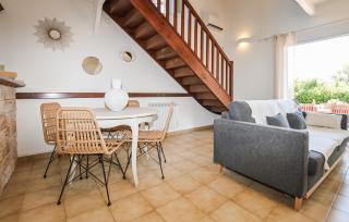 2 Bedroom Gorgeous Home In Prunete - 7