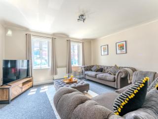 TownHouse Lymm 6beds 4bath Fast Wifi - Warrington - 0