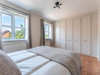 TownHouse Lymm 6beds 4bath Fast Wifi - Warrington - 2