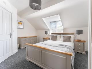 TownHouse Lymm 6beds 4bath Fast Wifi - Warrington - 1