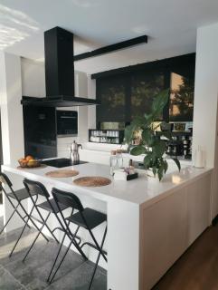 Detached villa with a small garden - Seferihisar - 5
