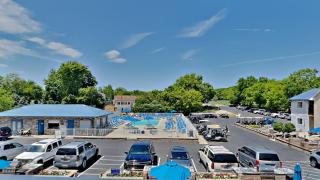 Put-in-Bay Waterfront Condo #207 - 5