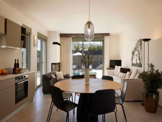 Magnificent Crete Villa 4 Bedrooms Villa Ánthos Two Large Private Pools Jacuzzi Bbq Close To The Beach Rethymno - Prínos - 5