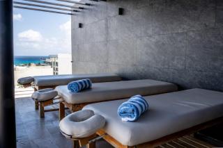 Luxury Penthouse with Ocean Views and Private Pool - 3