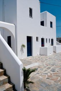 Cycladic Charm - Naousa - 9