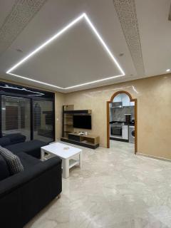 Appartement Centre Ville Gueliz Parking Inclus - Marrakesh - 0
