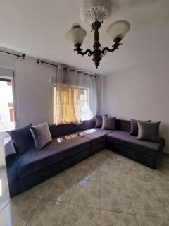Casa a 5 minutos de playa en pleno centro - Martil - 0