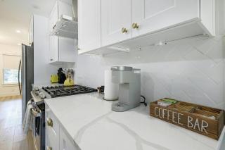 Central Home Near Everything| Sleep 8 | BBQ & Yard - 6