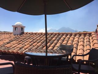 Cozy town home in Antigua Guatemala - 7