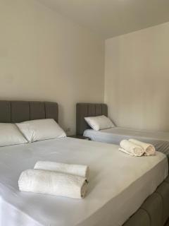 Mme apartment - Kamëz - 1