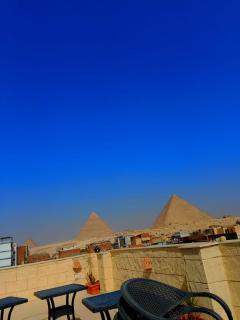 Enter Pyramids Inn - Kairo - 7