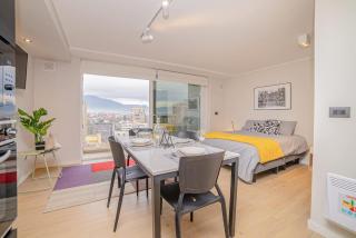 Style and Comfort near Costanera Center - Santiago - 0