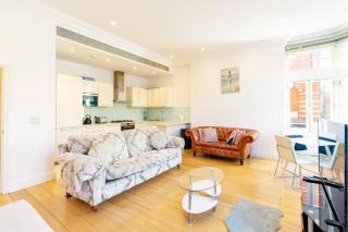 3 Bedrooms Luxurious Apartment in Knightsbridge Harrods 5 minutes - London - 0