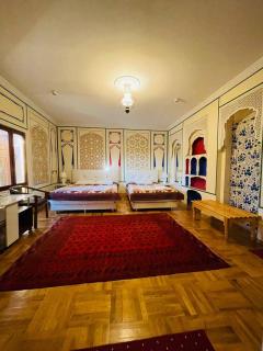 Hotel CHORMINOR with Free Swimming Pool, and Laundry, 105 metres to Old Town, Restaurant, Barbershop, ATM, Free Shuttle service, Parking, Acceptable Visa Master Union pay cards, Оплата через Т-Банк, Сбербанк и Каспи Check in 24,7 - Bukhara - 0