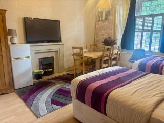 2 Bedroom Ensuite apartment - Birmingham - 3