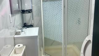 Centrally Located Blue House - Halifax - 0