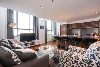 Large Executive Inner City Apartment - Wellington - 0