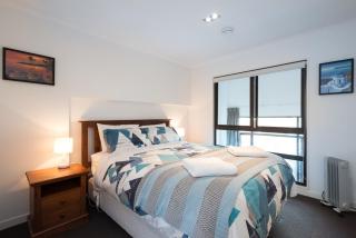 Large Executive Inner City Apartment - Wellington - 1