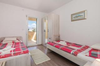 Apartments with parking space Povljana, Pag - 24101 - 2