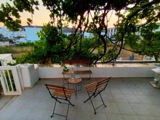 Amazing Experience in Cyclades - Adamas - 9