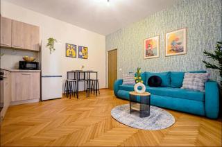 Cocktail Apartments I Central Stay in Piata Romana - Bukarest - 3