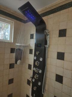 Family-Friendly Sunny SD Escape, Sleeps 8, Beach, Zoo, Downtown & Convention Center - 9