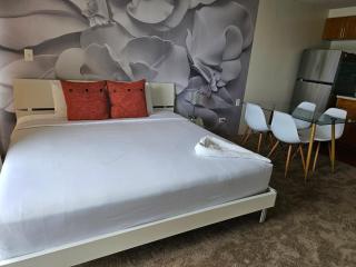 Marine Surf 18FL Newly Renovated - Free Parking - Honolulu - 7