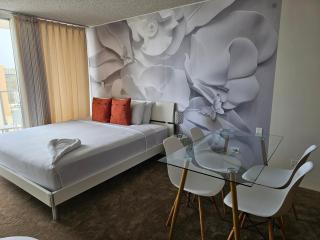 Marine Surf 18FL Newly Renovated - Free Parking - Honolulu - 6