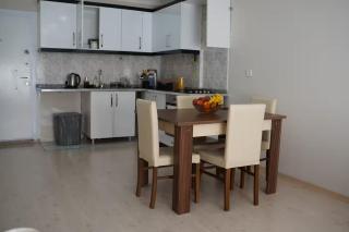 Seaside 2BR Retreat Çinarcik - Çınarcık - 1