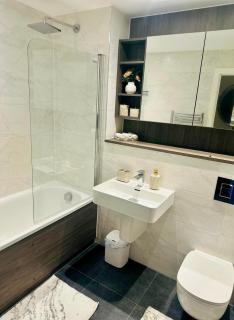 Dluxrytower - Manchester - 7